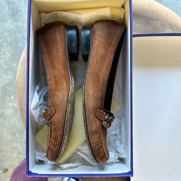 Stuart weitzman size 6.5 brown suede loafers - Picture 5 of 7